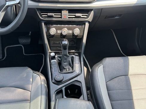 Certified 2023 Volkswagen Taos SEL AWD/4WD image 17