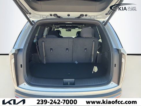 New 2027 Kia Telluride S image 12