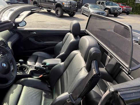 Used 2004 BMW M3 Convertible image 41