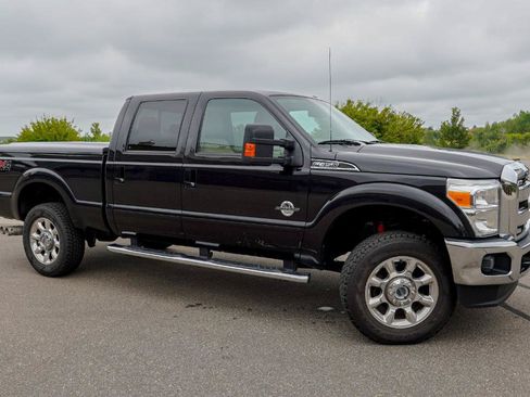 Used 2015 Ford F350 Lariat w/ Lariat Ultimate Package AWD/4WD image 2