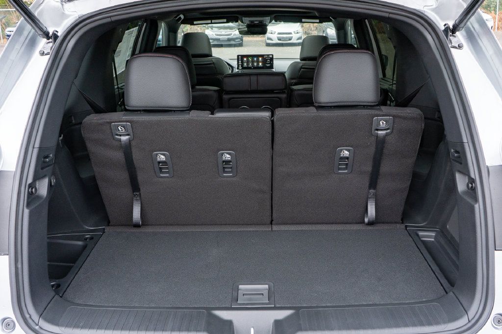 New 2026 Honda Pilot Black Edition image 13