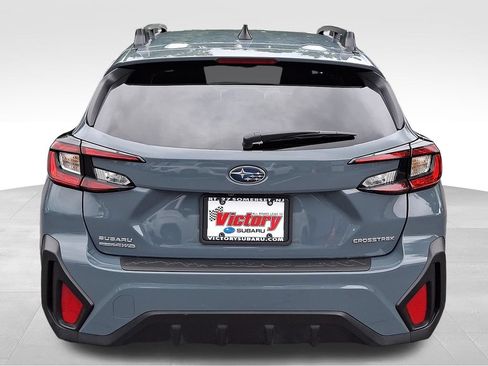 Used 2025 Subaru Crosstrek 2.5i Premium AWD/4WD image 5