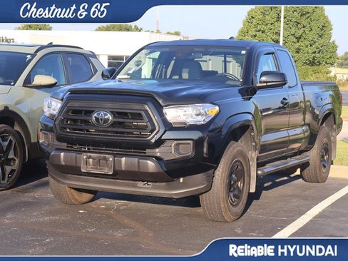 Used 2023 Toyota Tacoma SR w/ SR Convenience Package RWD image 11