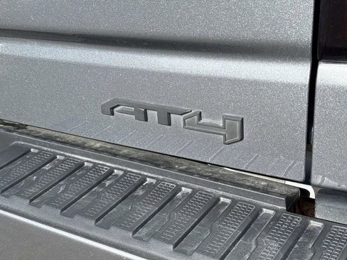 Used 2021 GMC Sierra 1500 AT4 w/ AT4 Preferred Package image 5