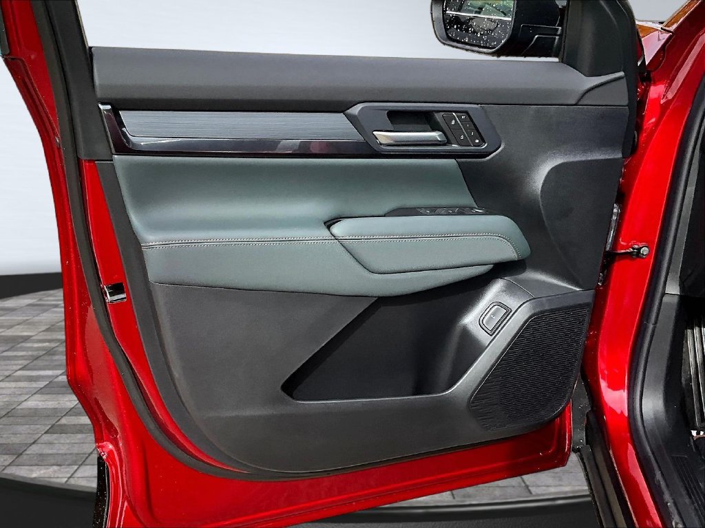 New 2027 GMC Terrain AT4 w/ Convenience Package III AWD/4WD image 27