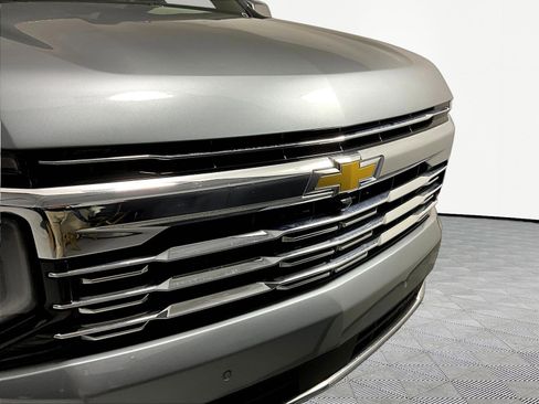 Used 2025 Chevrolet Tahoe LT RWD image 33