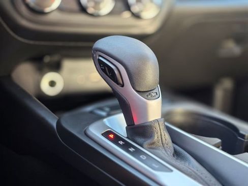 Used 2025 Chevrolet Trax LS image 30