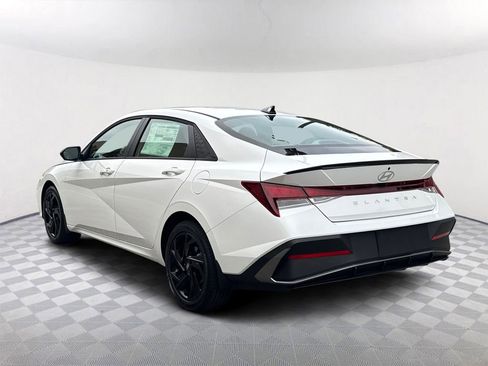 New 2026 Hyundai Elantra Sport FWD image 6