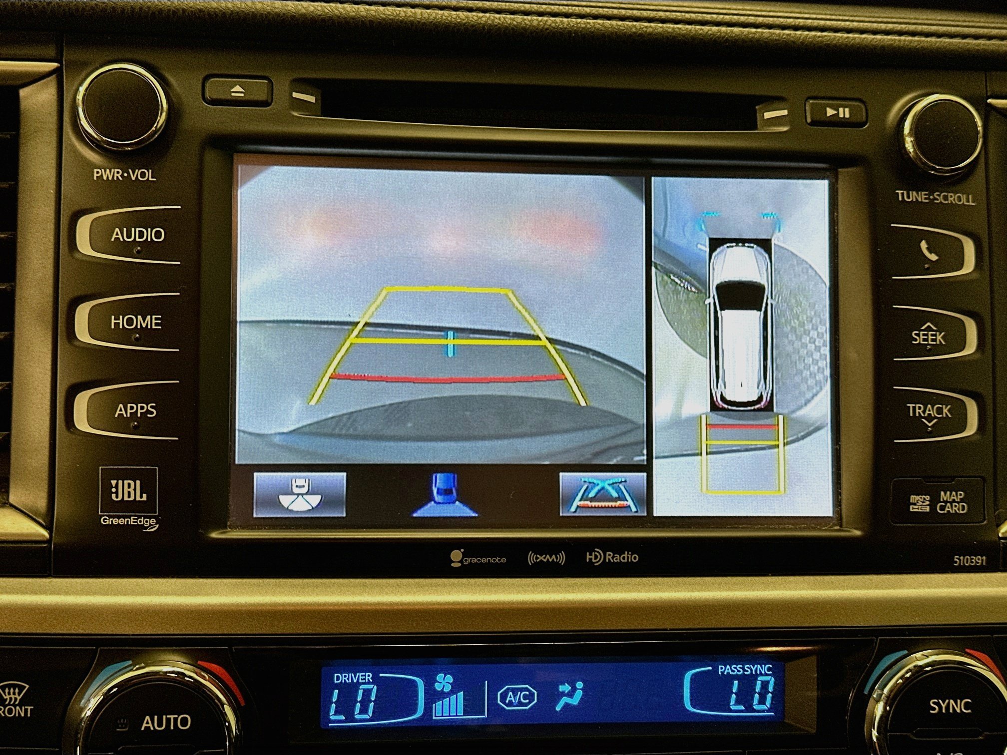 Used 2019 Toyota Highlander Limited Platinum AWD/4WD image 23