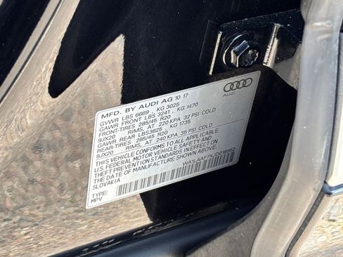 Used 2018 Audi Q7 3.0T Premium Plus w/ Premium Plus Package AWD/4WD image 29