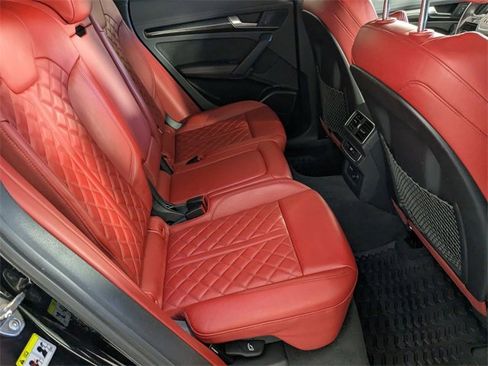 Used 2019 Audi SQ5 Prestige w/ Prestige Package image 32