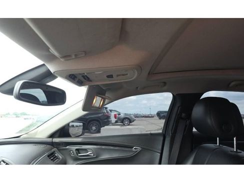 Used 2014 Chevrolet Impala LT w/ Convenience Package FWD image 10