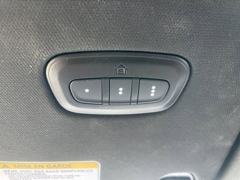 Used 2023 RAM 1500 Laramie image 24