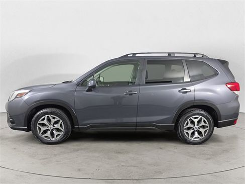 Certified 2024 Subaru Forester Premium image 2