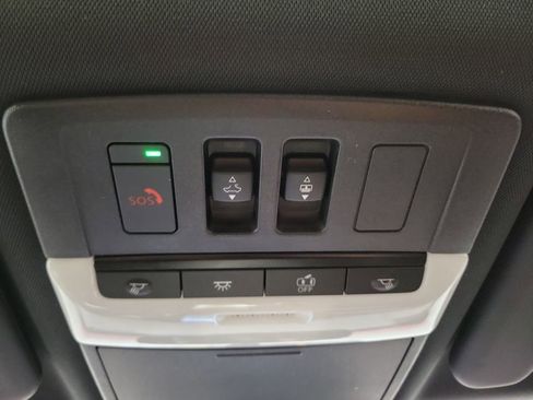 Used 2024 Mitsubishi Outlander 4WD Plug-In Hybrid image 21