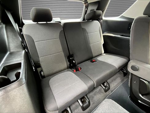 Used 2019 Chevrolet Traverse LT AWD/4WD image 17