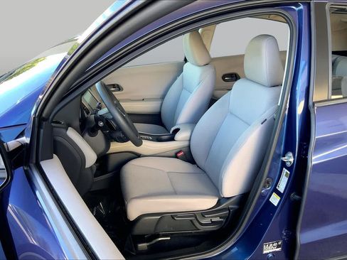 Used 2016 Honda HR-V EX image 8