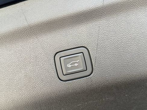 Used 2025 Chevrolet Tahoe RST w/ Comfort Package RWD image 15