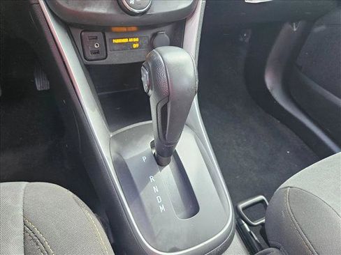 Used 2018 Chevrolet Trax LS FWD image 16