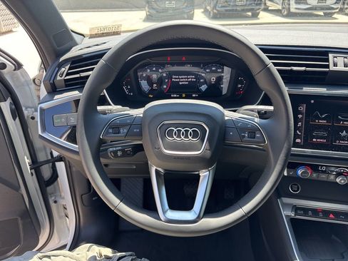 New 2025 Audi Q3 2.0T Premium image 20