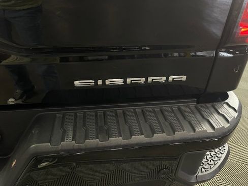 Used 2022 GMC Sierra 1500 Denali Ultimate image 10