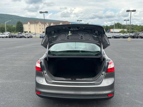 Used 2012 Ford Focus SE w/ Interior Protection Pkg FWD image 31