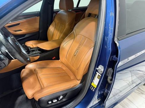 Used 2023 BMW M550i xDrive w/ Parking Assistance Package image 23