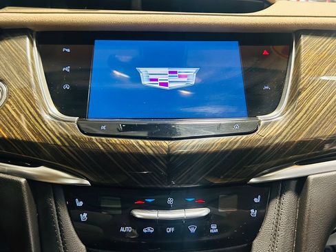 Used 2022 Cadillac XT6 Sport w/ Platinum Package AWD/4WD image 22