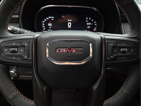 Used 2023 GMC Yukon AT4 AWD/4WD image 20