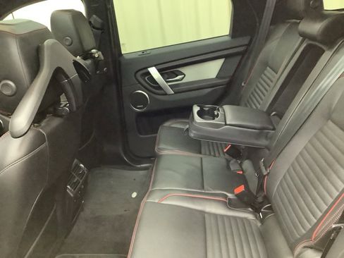 Used 2021 Land Rover Discovery Sport SE R-Dynamic image 28