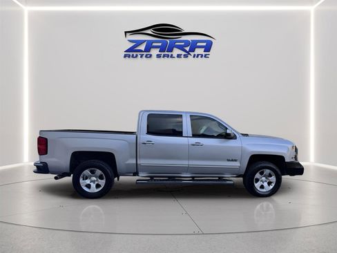 Used 2018 Chevrolet Silverado 1500 LT w/ Texas Edition AWD/4WD image 7