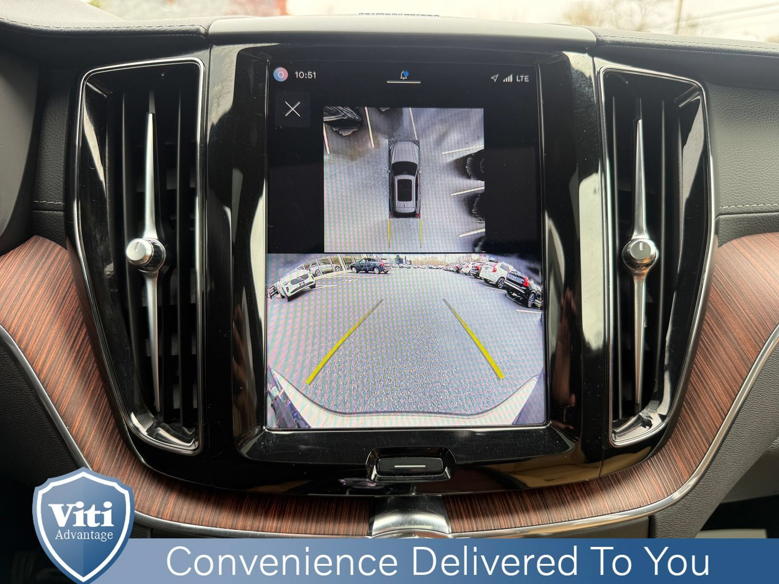 Certified 2024 Volvo XC60 T8 Ultimate AWD/4WD image 34