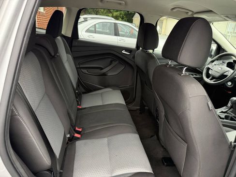 Used 2017 Ford Escape SE w/ Equipment Group 201A AWD/4WD image 20