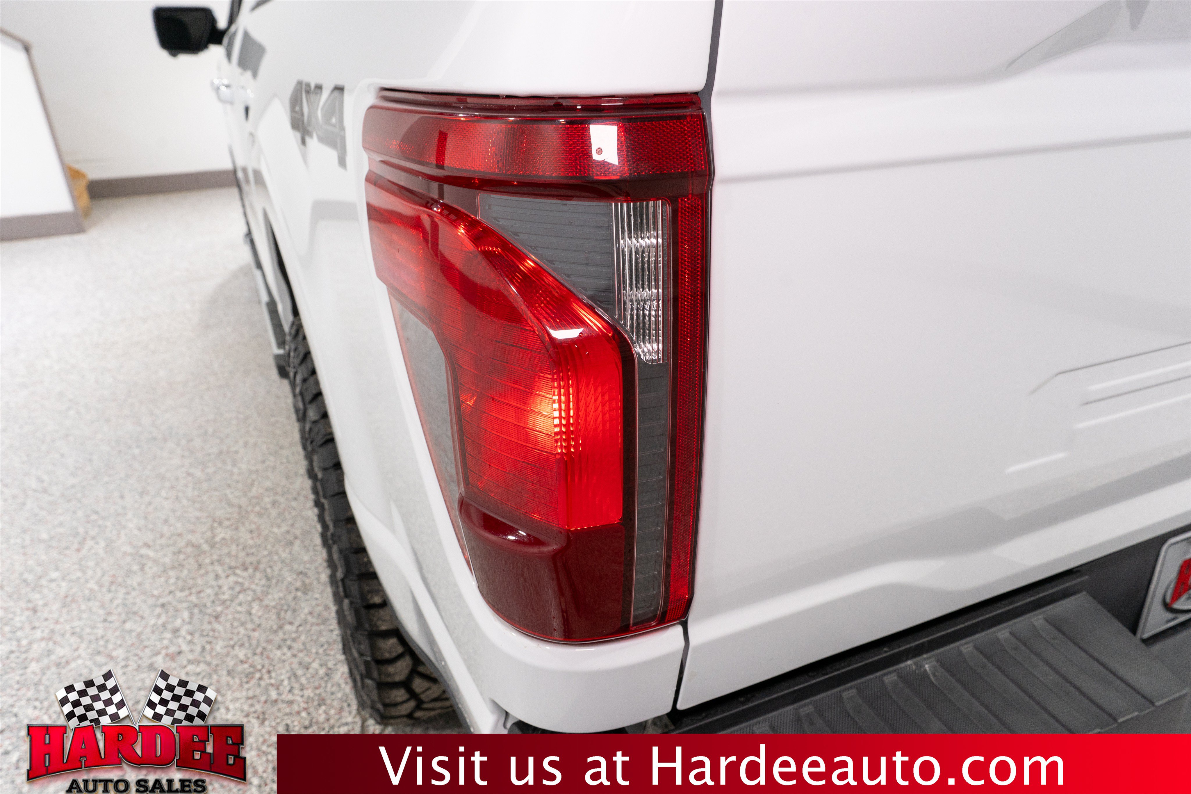 Used 2024 Ford F150 XLT w/ Equipment Group 302A MID AWD/4WD image 9