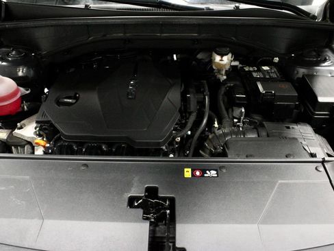 Used 2024 Kia Sorento S FWD image 18