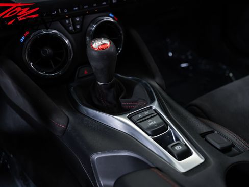 Used 2018 Chevrolet Camaro ZL1 RWD image 46