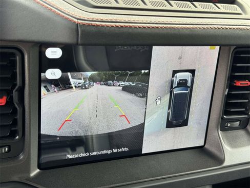 New 2025 Ford Bronco Raptor image 4