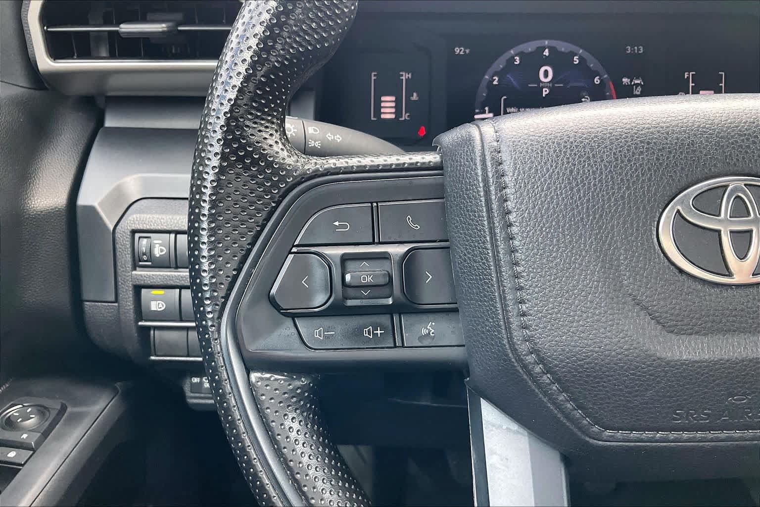Used 2026 Toyota Tacoma SR AWD/4WD image 23