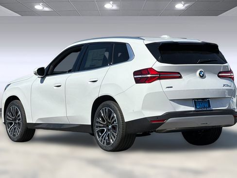 Used 2025 BMW X3 xDrive30i w/ Convenience Package image 3