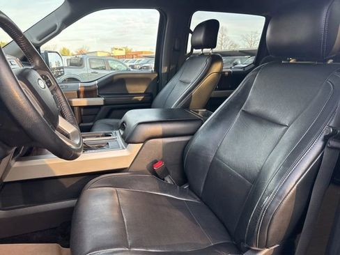 Used 2015 Ford F150 Lariat w/ Equipment Group 502A Luxury image 9