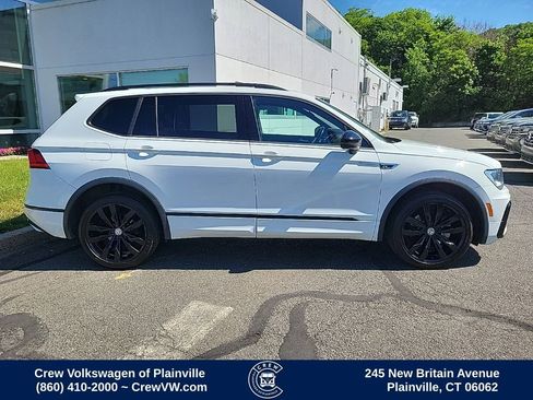 Used 2021 Volkswagen Tiguan SE R-Line AWD/4WD image 33