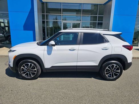 New 2026 Chevrolet TrailBlazer LT AWD/4WD image 2