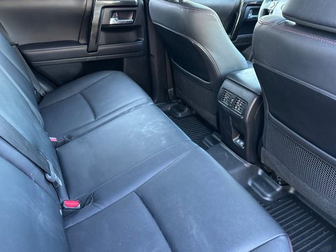 Certified 2021 Toyota 4Runner TRD Off-Road Premium image 19