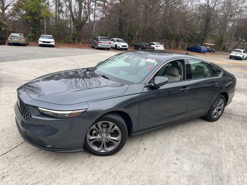 Certified 2024 Honda Accord EX image 4