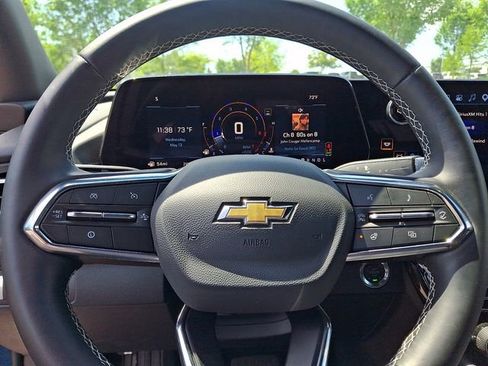 Used 2026 Chevrolet Traverse LT AWD/4WD image 20