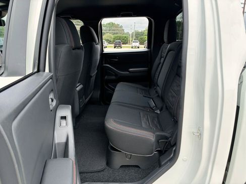 Used 2026 Nissan Frontier PRO-4X AWD/4WD image 27