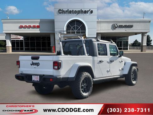 Used 2021 Jeep Gladiator Sport AWD/4WD image 3