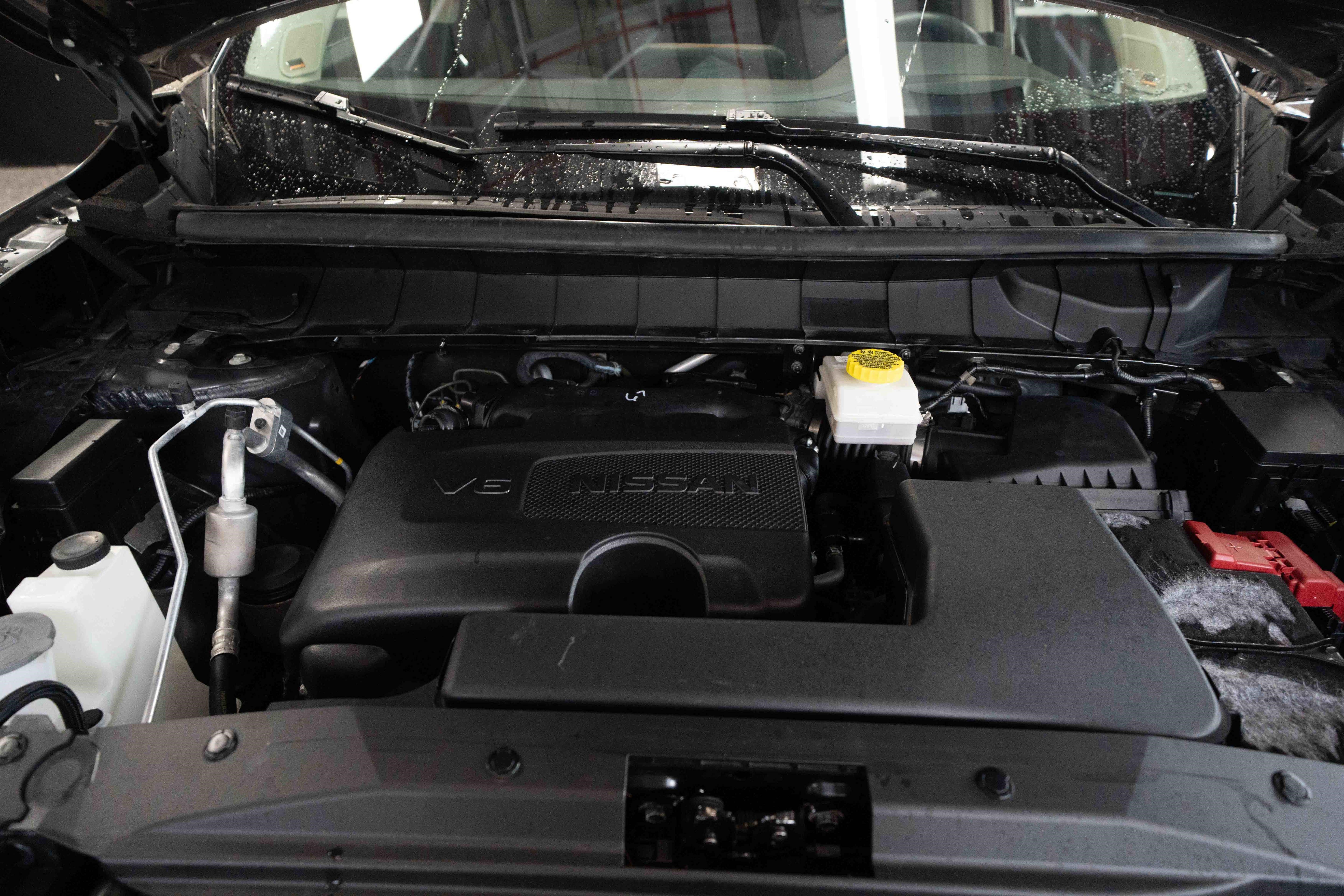 Used 2024 Nissan Pathfinder Platinum AWD/4WD image 32