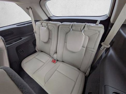 Used 2023 Lincoln Aviator Reserve w/ Equipment Group 201A image 16