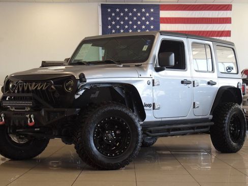 Used 2020 Jeep Wrangler Unlimited Sport AWD/4WD image 4